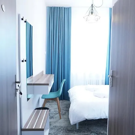 Stary Hostel&hotel Services Hotel *